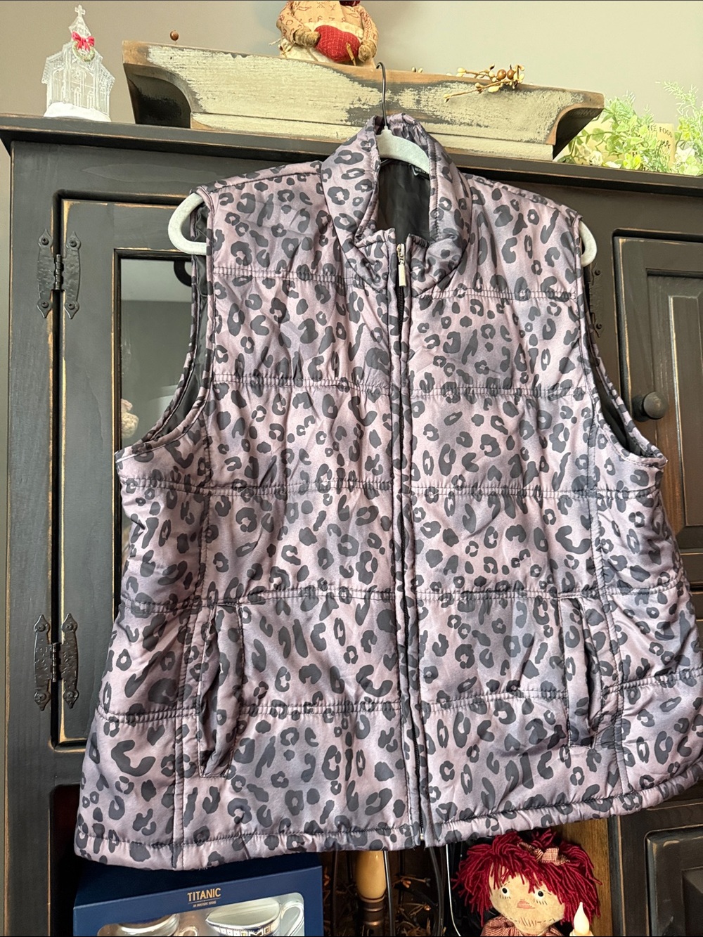 Jane Ashley Pink Leopard Quilted Puffer Vest